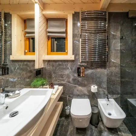 Chalupki Pod Giewontem Alpesi faház *