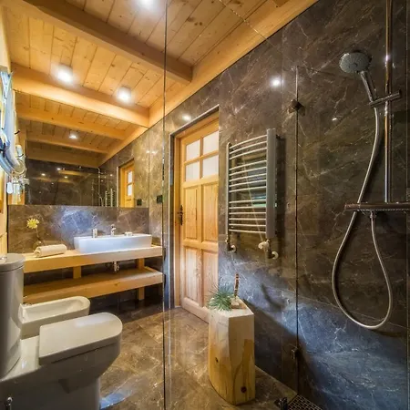 Chalupki Pod Giewontem *